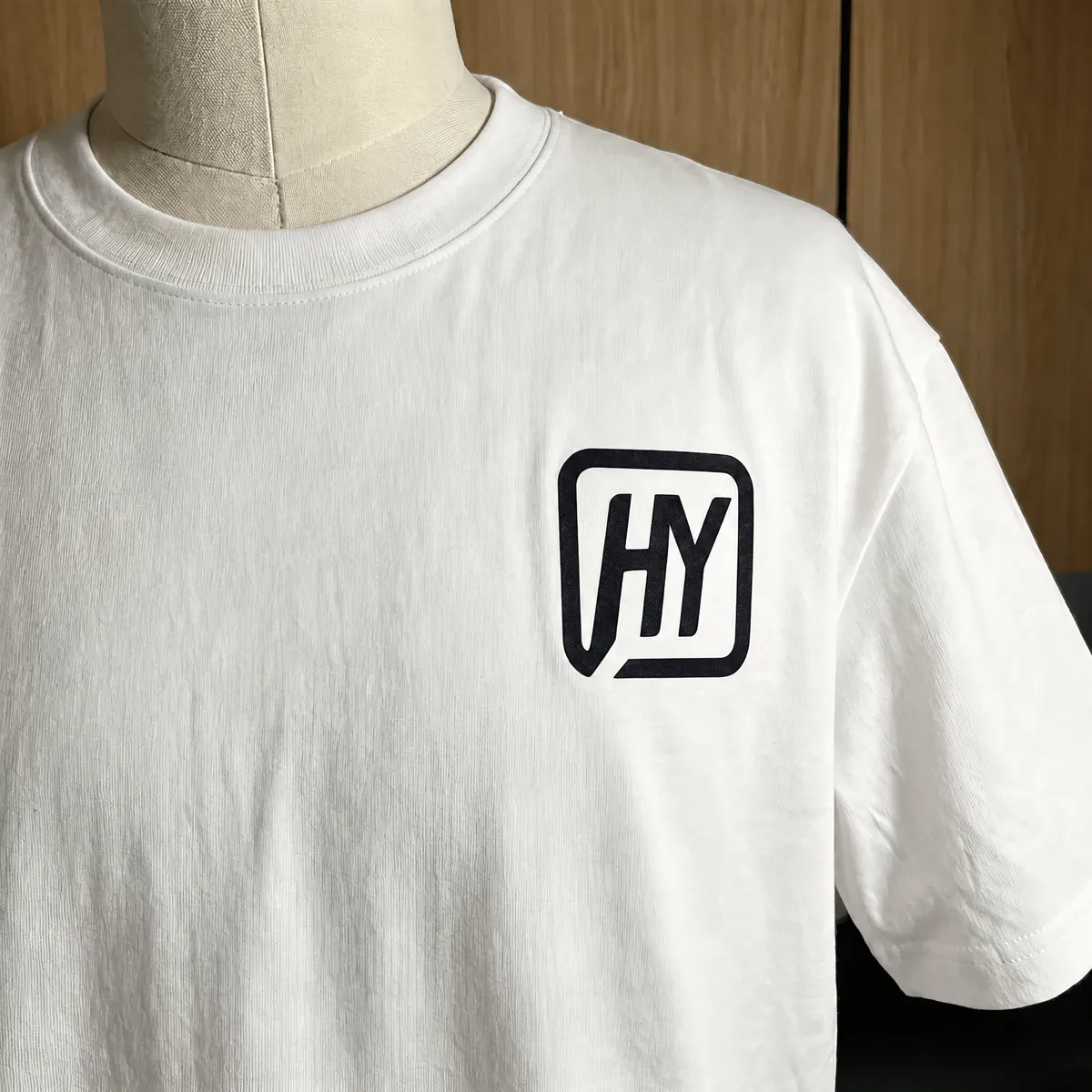 Holographic Heat Transfer Vinyl